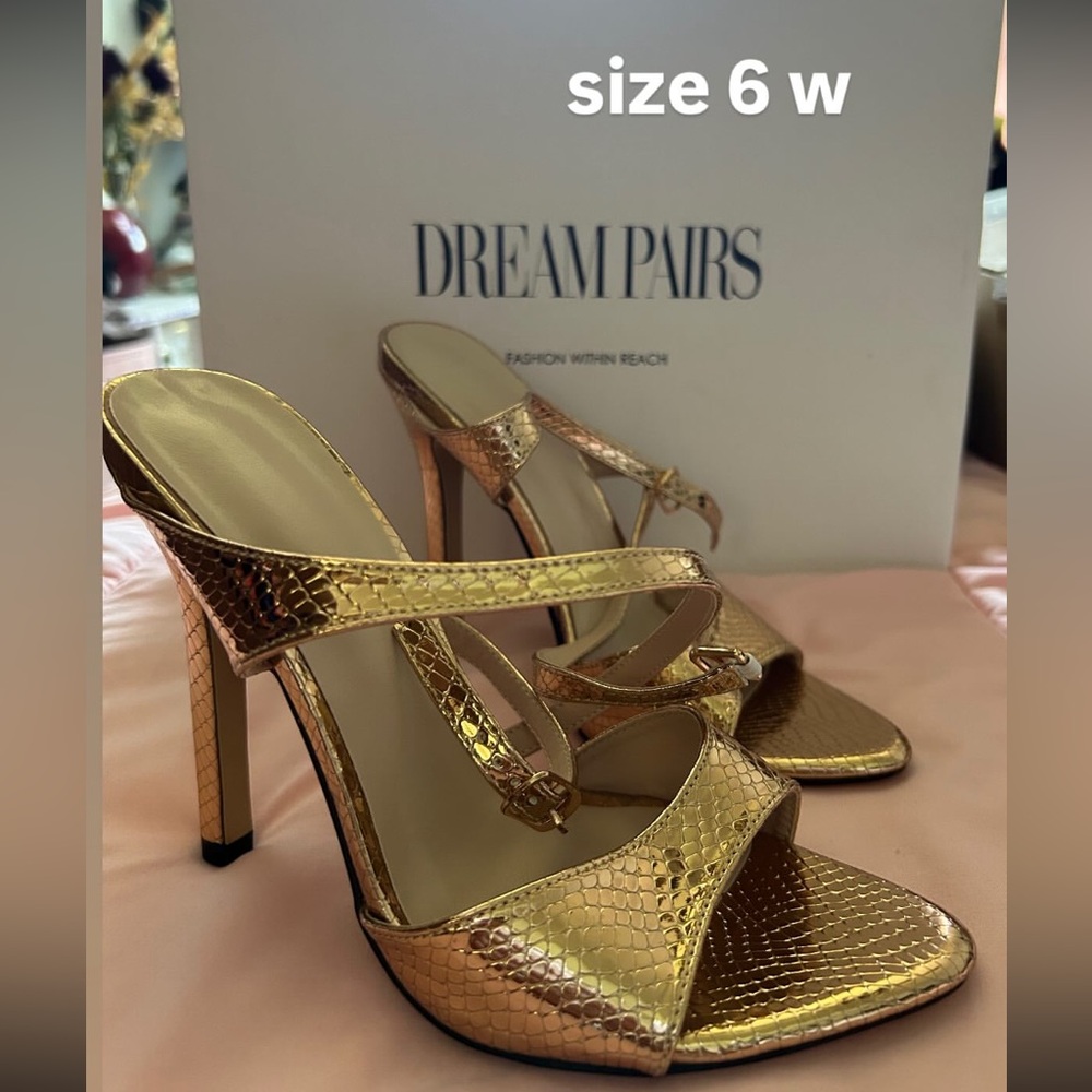 Dream Pairs Shiny Gold Strappy Heels